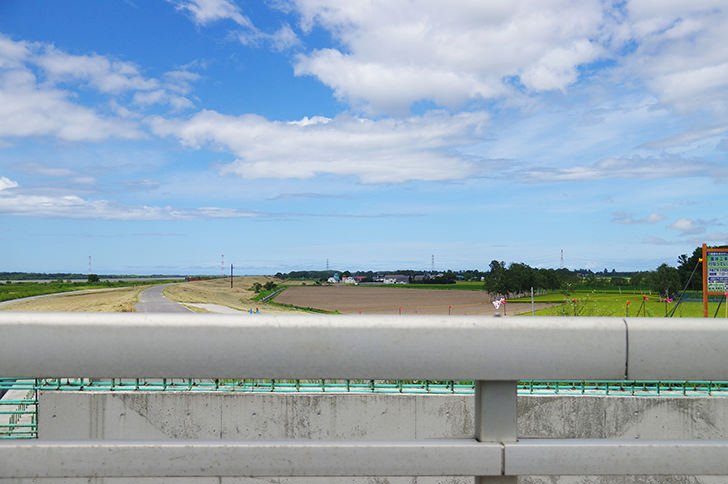 北海道当別の青空のフリー写真素材