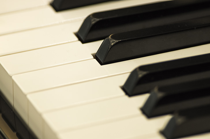 ピアノの商用利用可能なフリー写真素材
