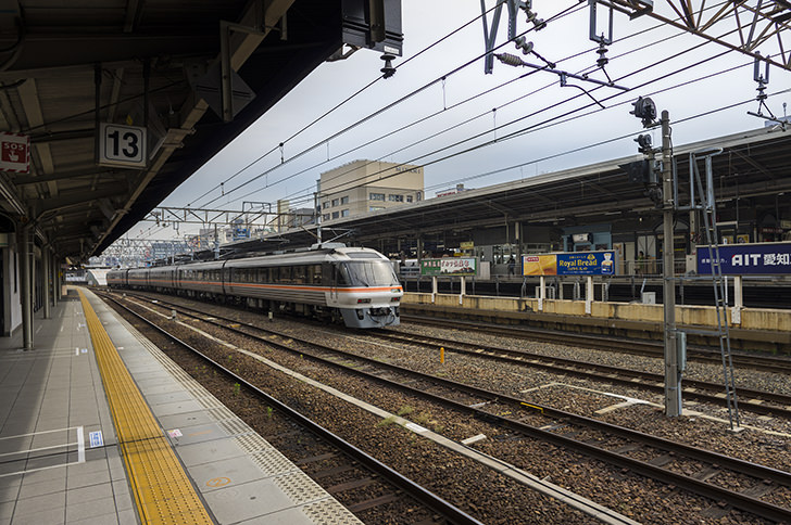 名古屋駅から出る特急南紀のフリー写真素材