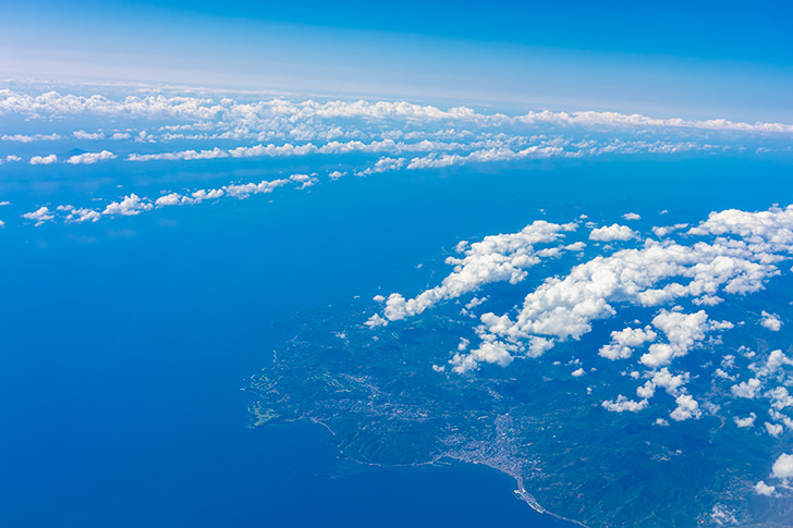 空撮 空 雲 の商用利用可フリー写真素材6301 フォトック