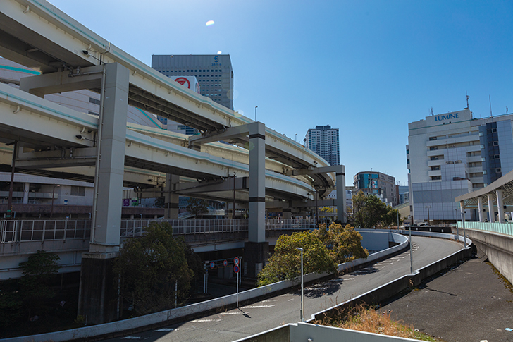 横浜駅東口周辺のフリー写真素材