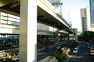 横浜駅周辺(首都高)のフリー写真素材
