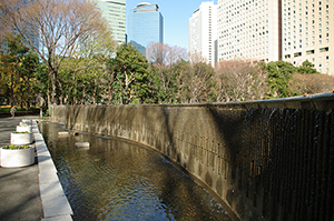 新宿白糸の滝のフリー写真素材