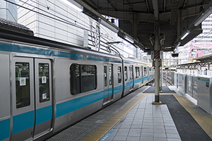 JR京浜東北線のフリー写真素材