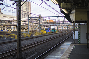 JR日暮里駅ホームのフリー写真素材
