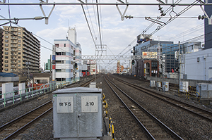 船橋駅ホームのフリー写真素材