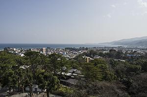 小田原城天守閣から見た相模湾のフリー写真素材