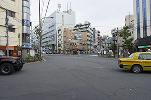 早稲田通りのフリー写真素材