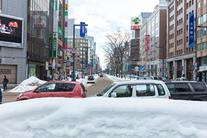 冬の札幌駅前のフリー写真素材