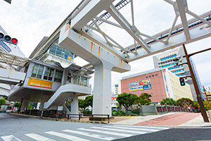 県庁駅前（沖縄那覇市街）のフリー写真素材
